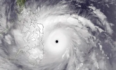 Bão số 9 vừa vào bờ, Biển Đông lại chuẩn bị đón bão lớn Goni